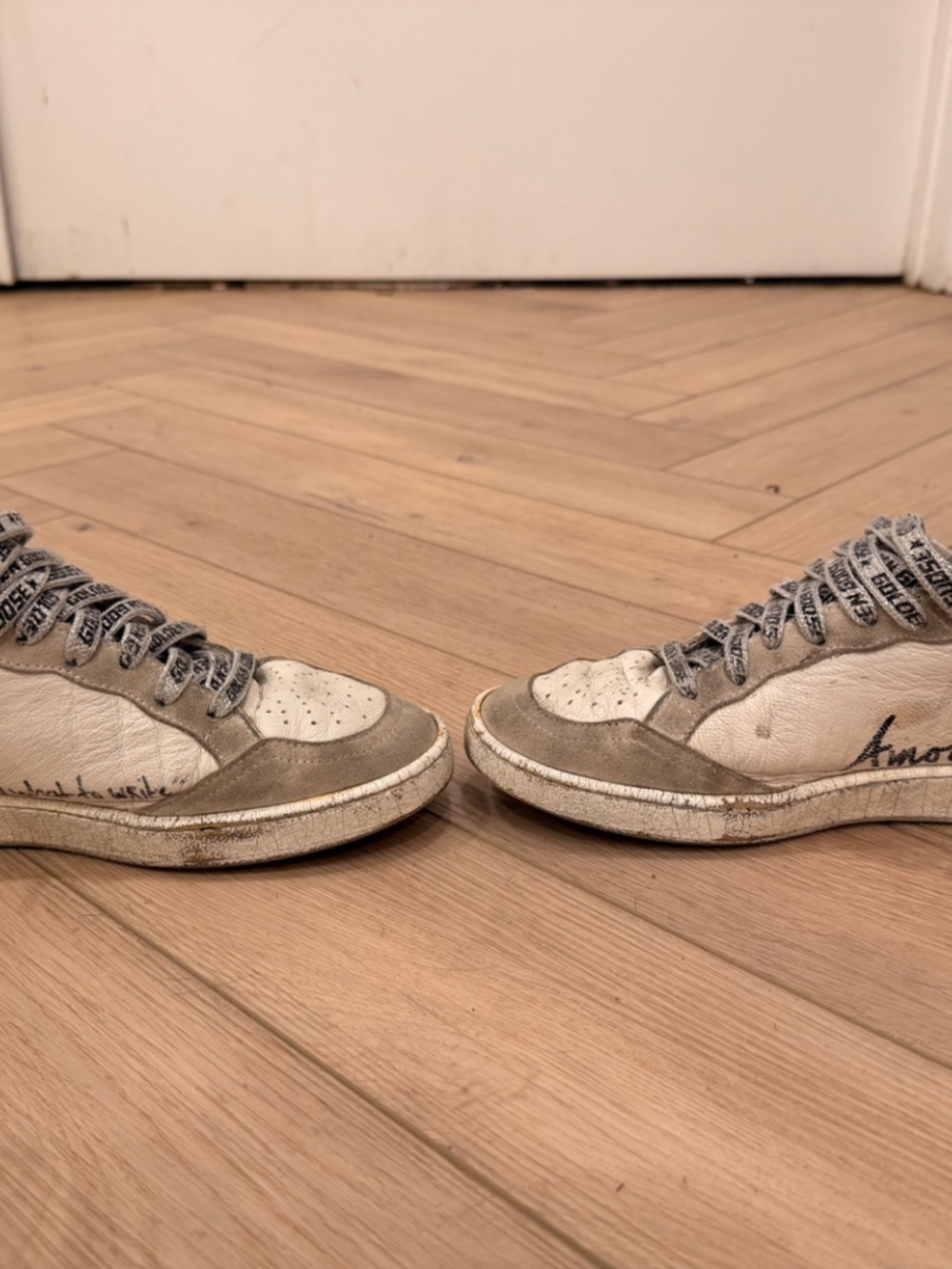 Golden Goose Ballstars in a Size 38 - Picture 5 of 5